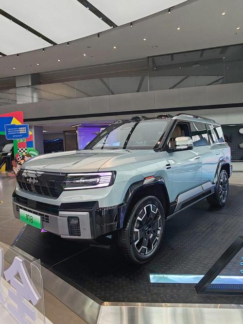 成都双流区景冠翔企业管理咨询比亚迪方程豹硬派越野的爆款，英菲尼迪35周年与你共成长